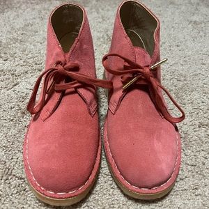 Clark’s woman desert boots size 8.5 no box